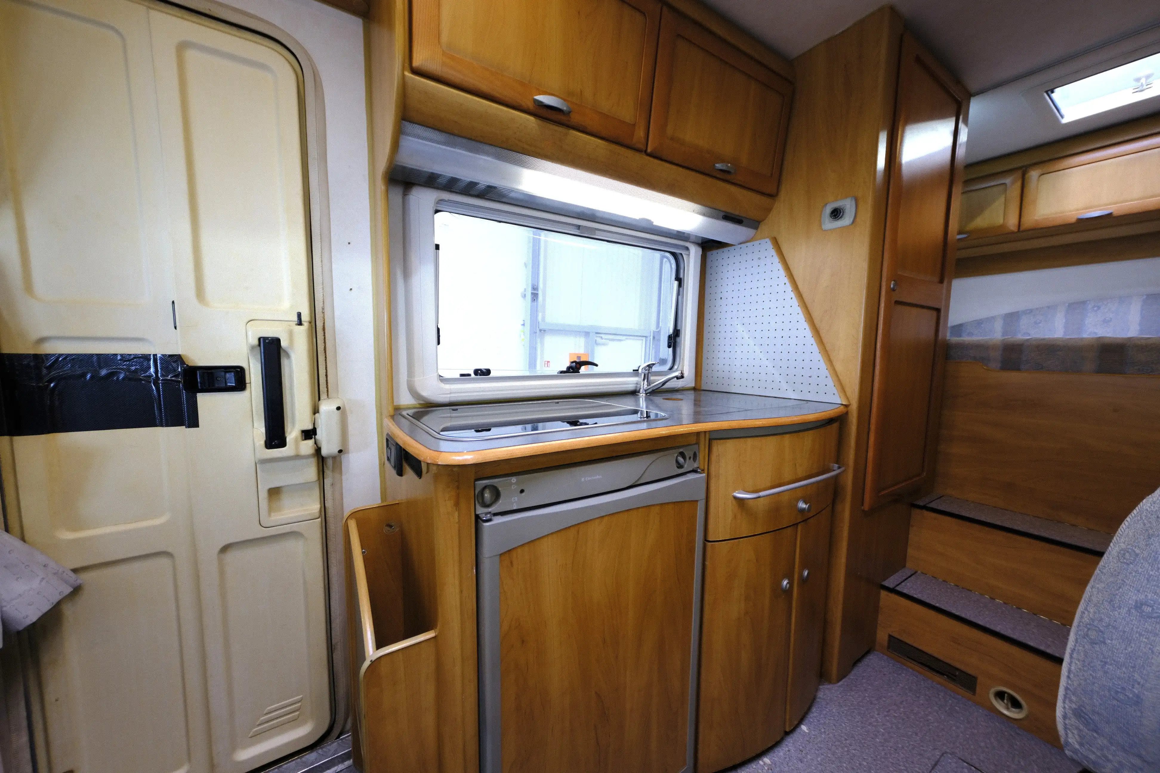 HYMER-ERIBA B 524